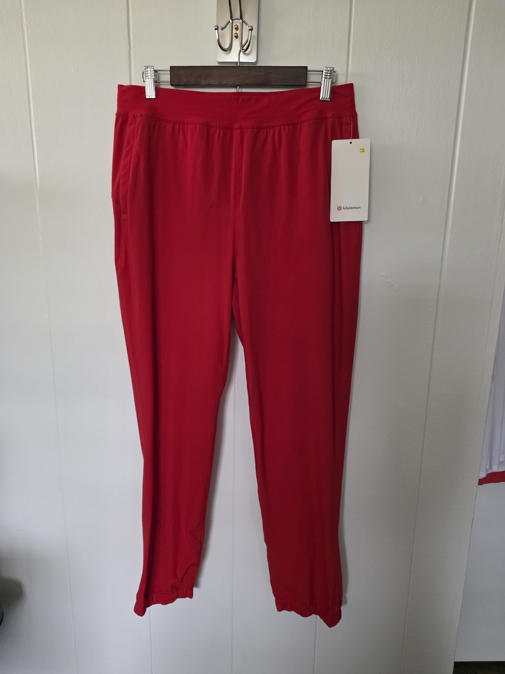 Lululemon Adapted State HR Jogger NWT Size 10